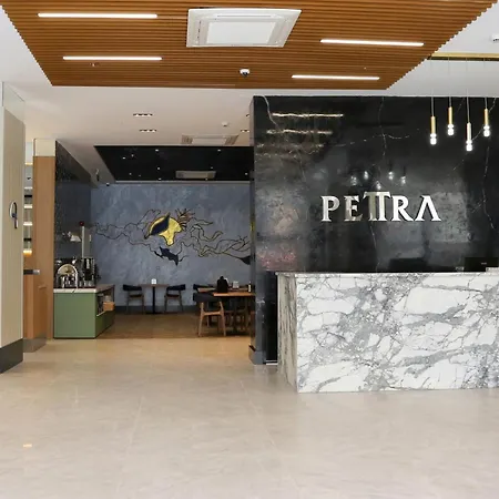 Hotel Petra